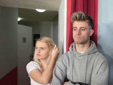 České porno – nemají na zaplacení, to si odšukají!