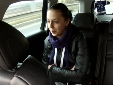 Fake Taxi – mladá brunetka si pěkně užije