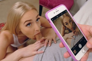 Emma Starletto se učí se spolužákem na zkoušky